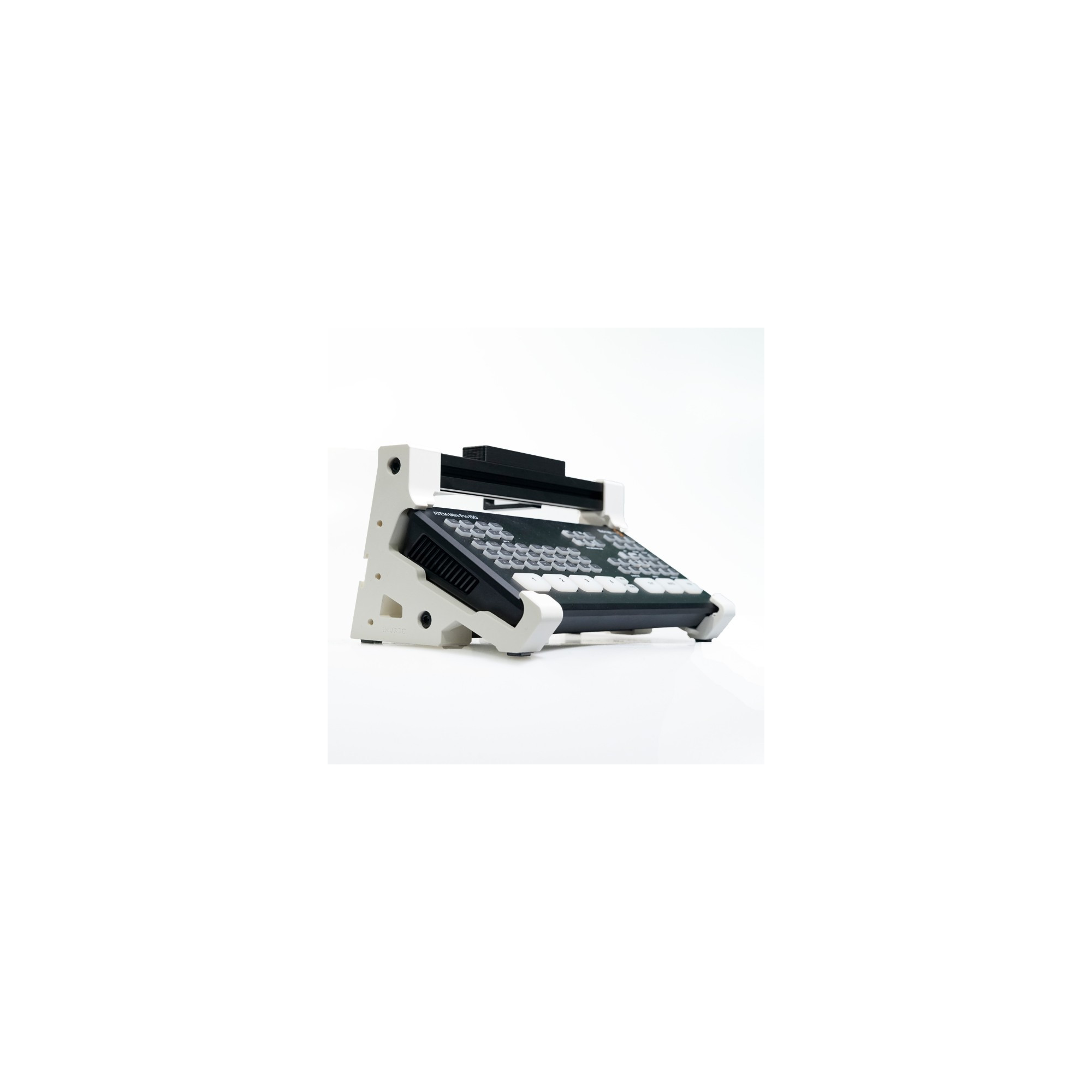 PK1 ProStreamer AM White