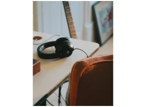 H200 - Adam Audio
